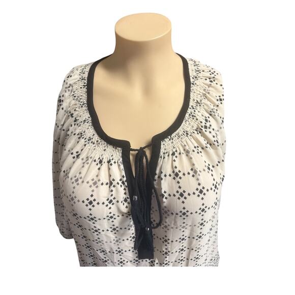 Black Rainn Pullover Blouse Size 3X in Cream, Black, and Gray - Picture 2 of 7